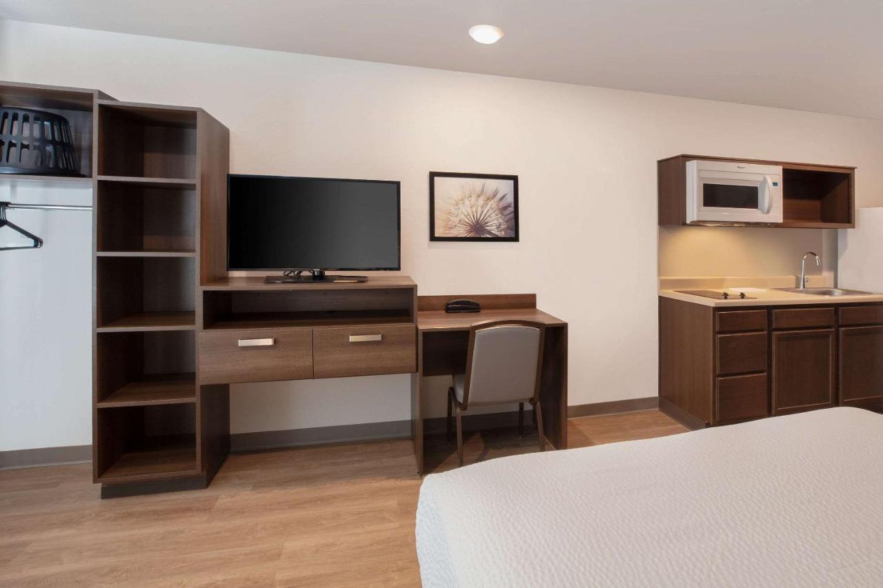Woodsping Suites Washington Dc East Arena Drive Lake Arbor Exterior foto